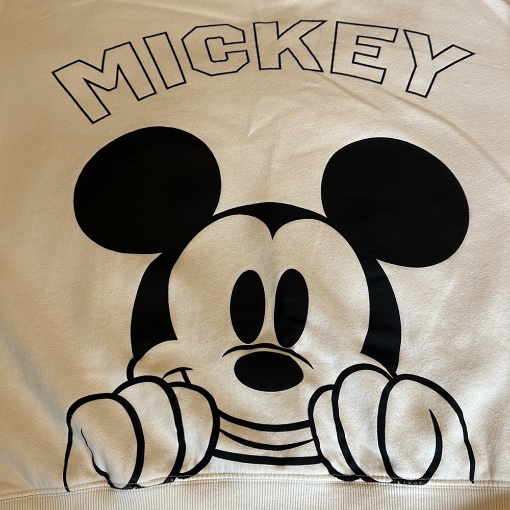 H&M Disney Sweatshirt so L - Picture 2 of 5